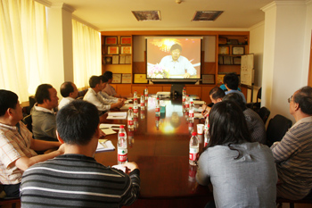 我院召開(kāi)黨委中心組（擴(kuò)大）群眾路線(xiàn)專(zhuān)題學(xué)習(xí)交流會(huì)