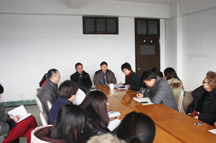 我院召開2012年工會工作總結(jié)會議