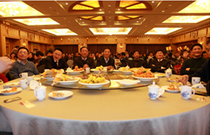 歌聲嘹亮迎新年，攜手共進創(chuàng)輝煌——我院舉行2015年迎新聯(lián)歡會