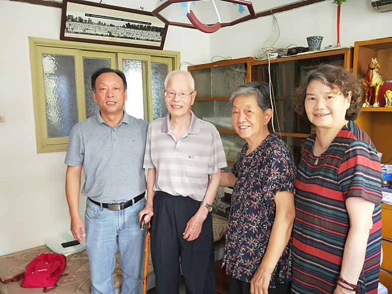 走訪慰問困難黨員 組織關(guān)懷溫暖人心