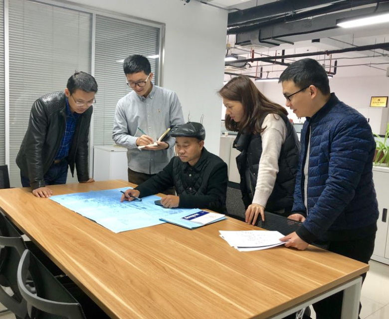 公司玻璃事業(yè)部林巖忠同志榮獲“國防工匠”稱號