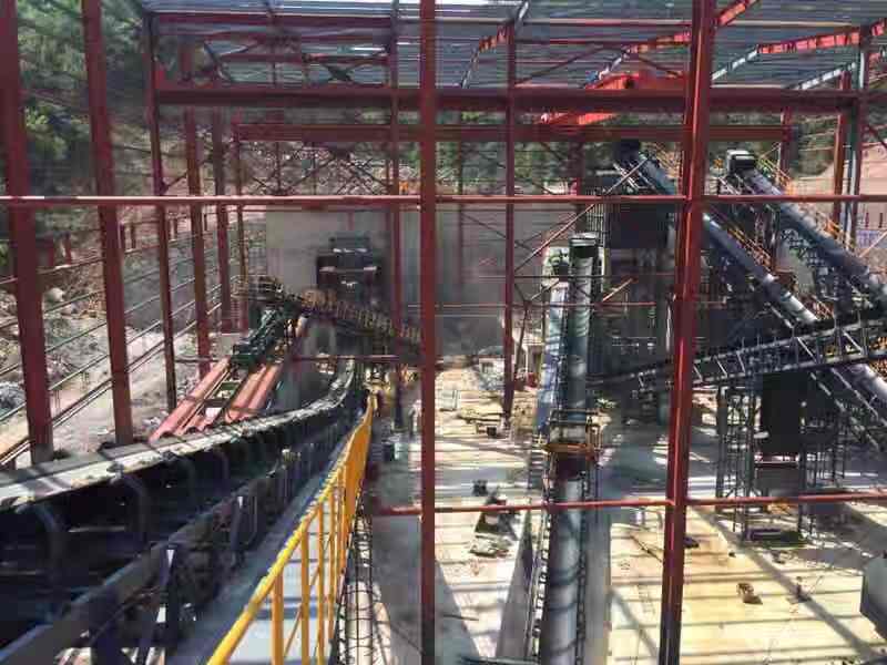 東陽(yáng)世展綠色環(huán)保骨料生產(chǎn)線成功投料試生產(chǎn)