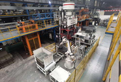 2500T萊斯壓機智能碼垛系統(tǒng)成功投運