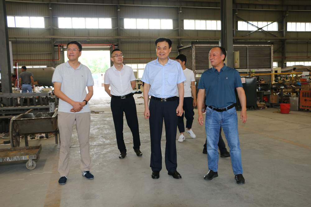 武玉金調(diào)研中國(guó)新材院