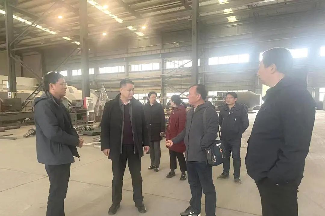 武發(fā)德調(diào)研中國(guó)新材院